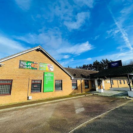 Oyo Stay Inn Express, Cambridge Papworth Everard المظهر الخارجي الصورة
