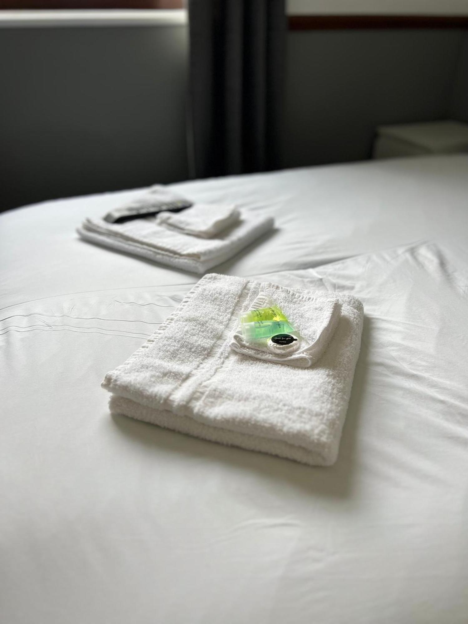 Oyo Stay Inn Express, Cambridge Papworth Everard المظهر الخارجي الصورة