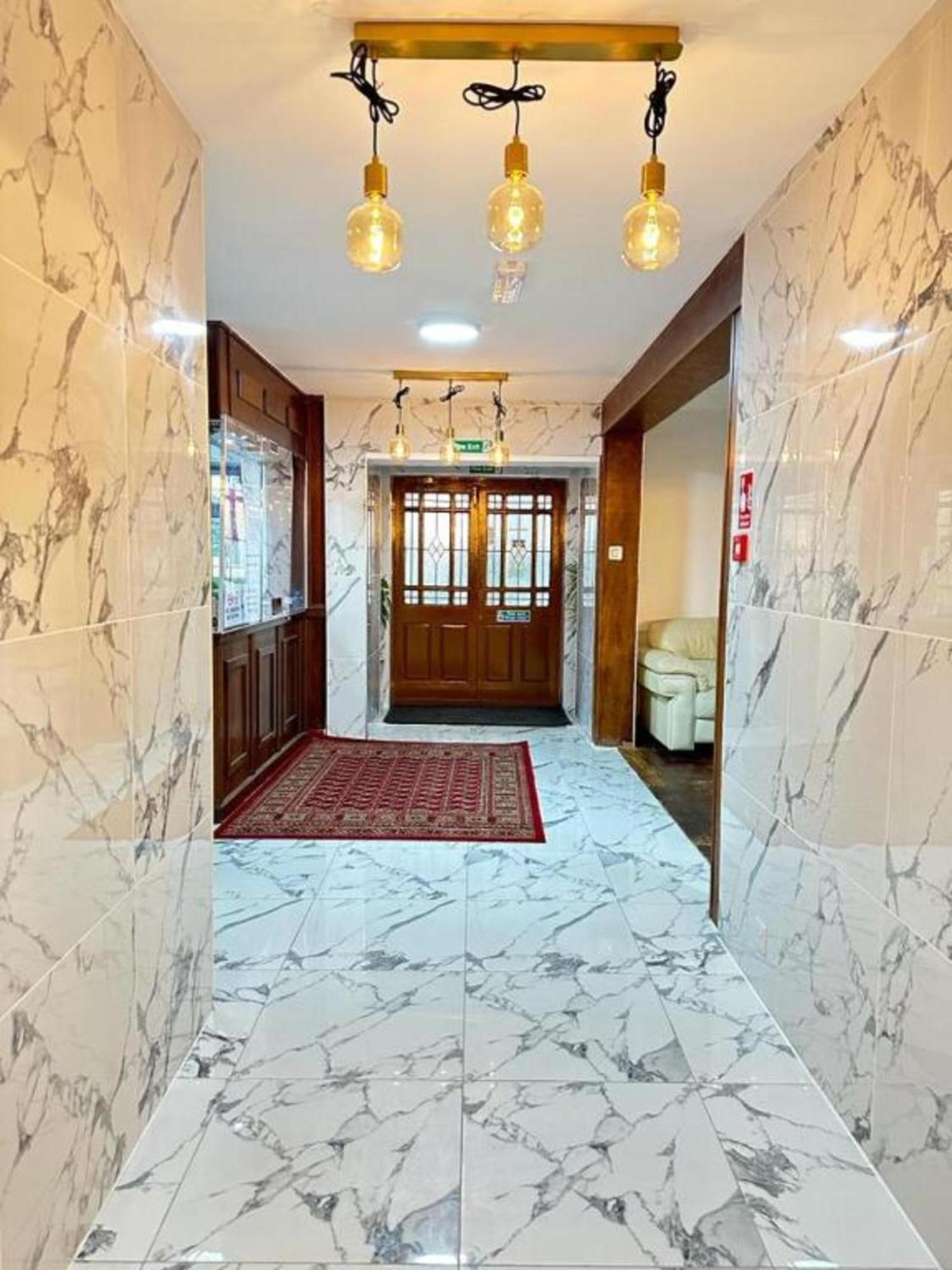 Oyo Stay Inn Express, Cambridge Papworth Everard المظهر الخارجي الصورة